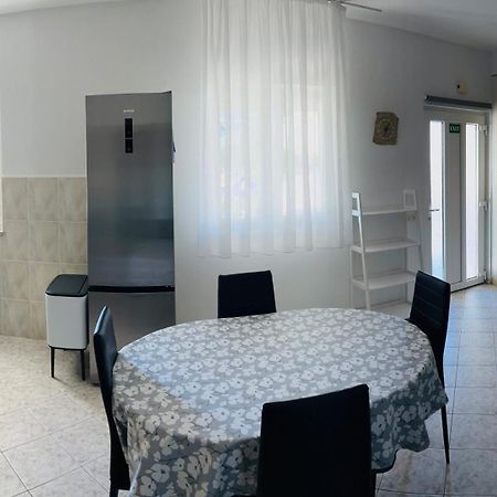 Apartman Karmen Trogir Exterior foto