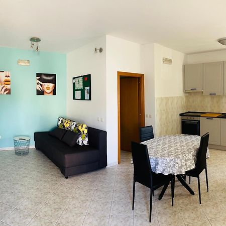 Apartman Karmen Trogir Exterior foto